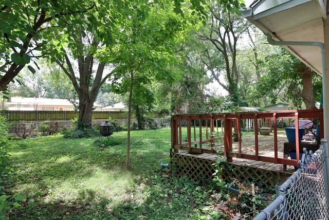 220 E Berkeley Street, Springfield, MO 65807