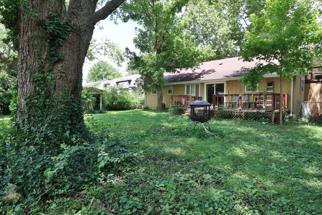 220 E Berkeley Street, Springfield, MO 65807