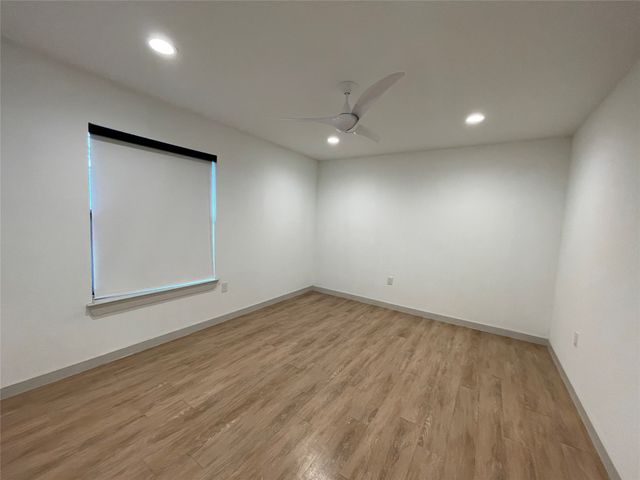 5520 Gaston Avenue 202, Dallas, TX 75214