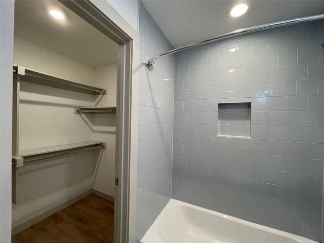 5520 Gaston Avenue 202, Dallas, TX 75214