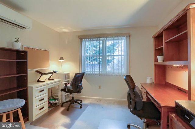 113 E WOODLAND DR, Mechanicsburg, PA 17055