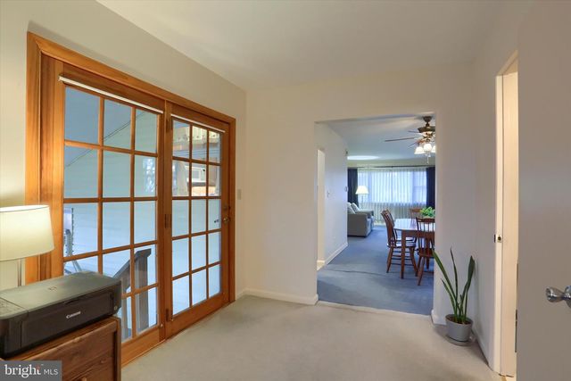 113 E WOODLAND DR, Mechanicsburg, PA 17055