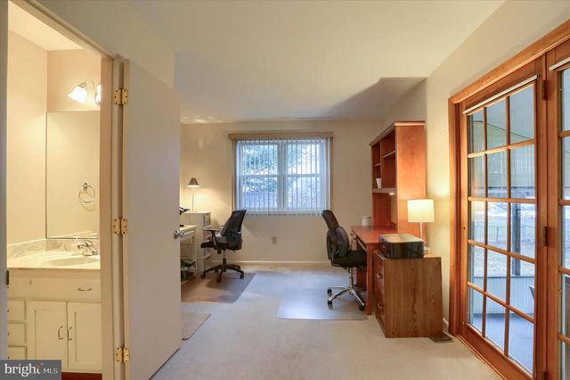 113 E WOODLAND DR, Mechanicsburg, PA 17055