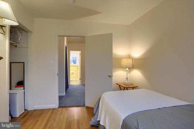 113 E WOODLAND DR, Mechanicsburg, PA 17055