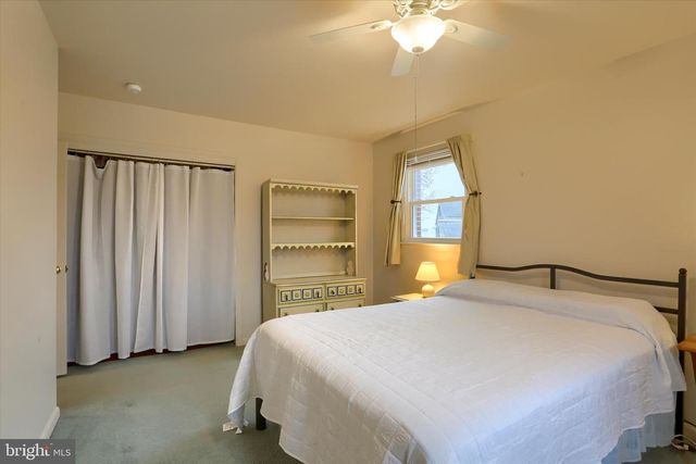 113 E WOODLAND DR, Mechanicsburg, PA 17055