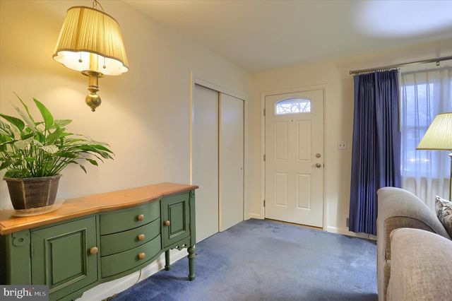 113 E WOODLAND DR, Mechanicsburg, PA 17055