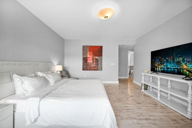 1435 Brickell Avenue 3401, Miami, FL 33131