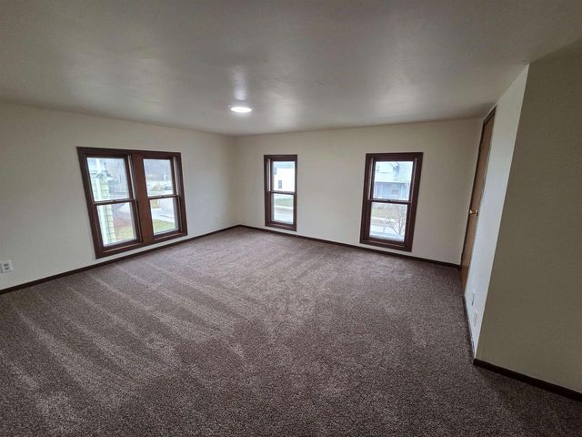 526 CENTRAL STREET, Oshkosh, WI 54901