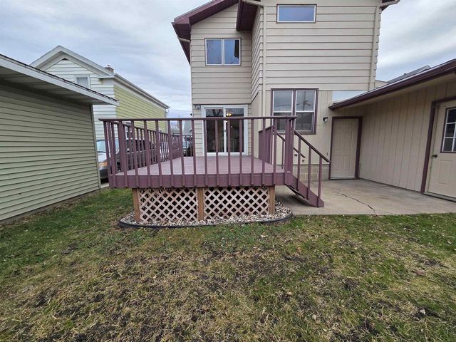 526 CENTRAL STREET, Oshkosh, WI 54901