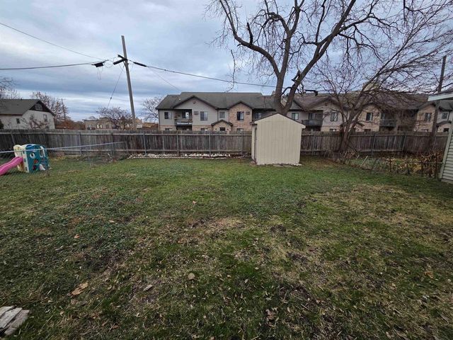 526 CENTRAL STREET, Oshkosh, WI 54901