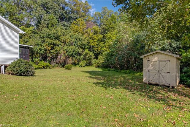 4335 Buck Chase Court, Winston-salem, NC 27101