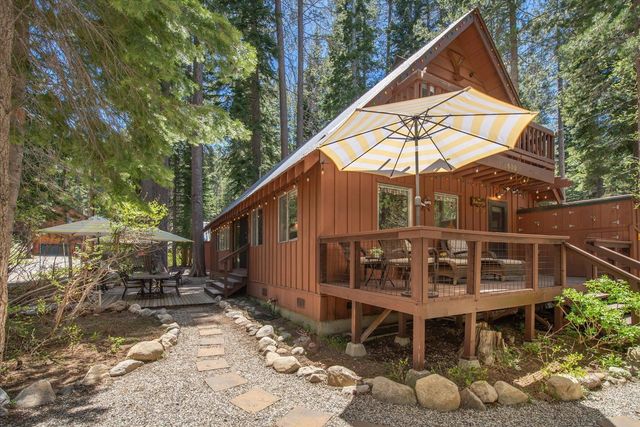 15609 Cottonwood Street, Truckee, CA 96161