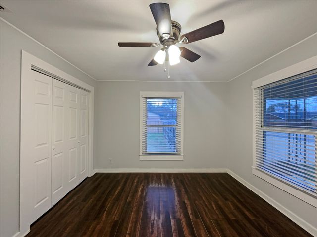 212 N 4th Street, Sanger, TX 76266