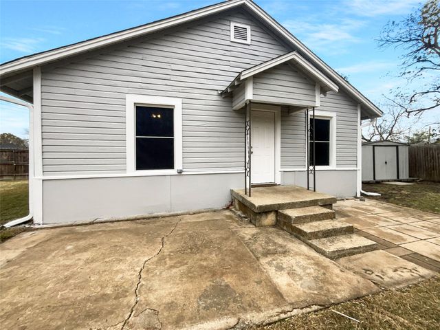 212 N 4th Street, Sanger, TX 76266