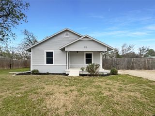 212 N 4th Street, Sanger, TX 76266