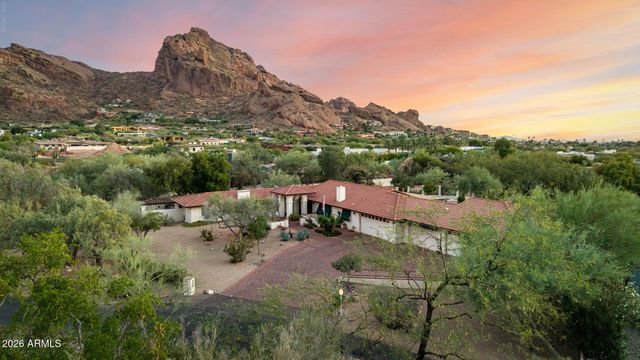 6210 N CAMELBACK MANOR Drive, Paradise Valley, AZ 85253