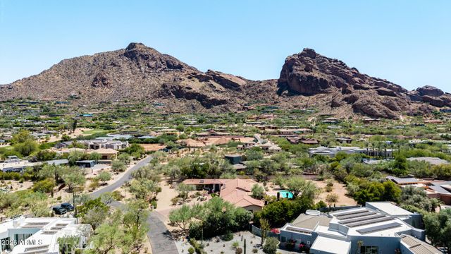 6210 N CAMELBACK MANOR Drive, Paradise Valley, AZ 85253