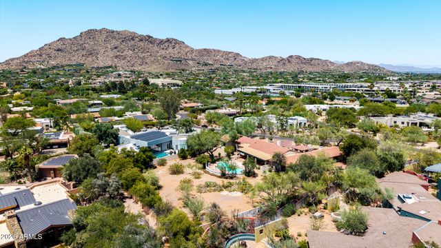 6210 N CAMELBACK MANOR Drive, Paradise Valley, AZ 85253
