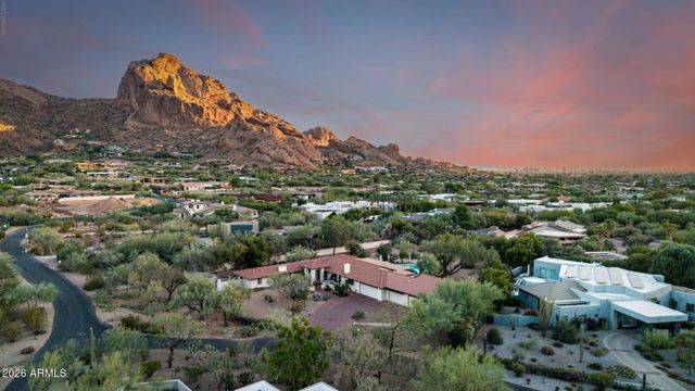 6210 N CAMELBACK MANOR Drive, Paradise Valley, AZ 85253
