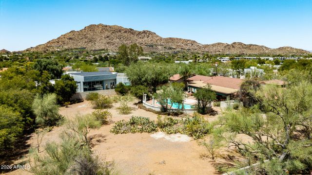 6210 N CAMELBACK MANOR Drive, Paradise Valley, AZ 85253
