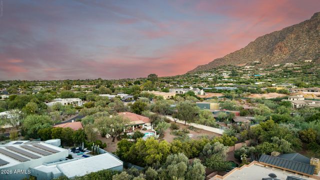 6210 N CAMELBACK MANOR Drive, Paradise Valley, AZ 85253