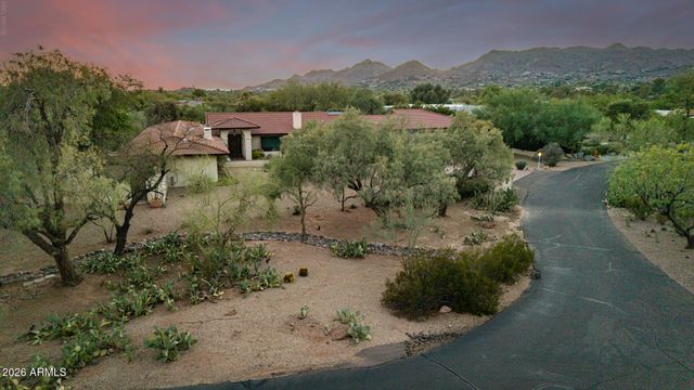 6210 N CAMELBACK MANOR Drive, Paradise Valley, AZ 85253