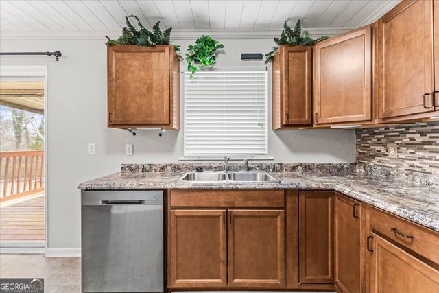 1306 Fernwood Drive, Lafayette, GA 30728