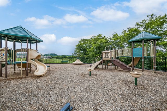 736 Wolfeboro Lane, Nashville, TN 37221