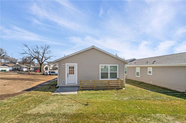 2720 N 21st Place, Kansas City, KS 66104