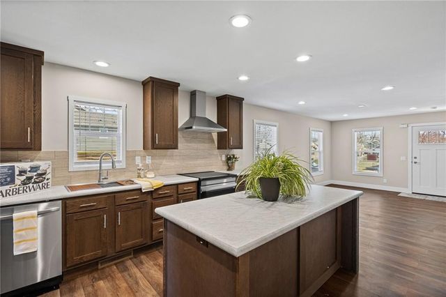 2720 N 21st Place, Kansas City, KS 66104