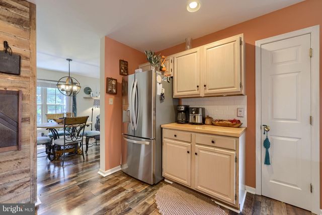 102 RIVER BEND PARK, Lancaster, PA 17602