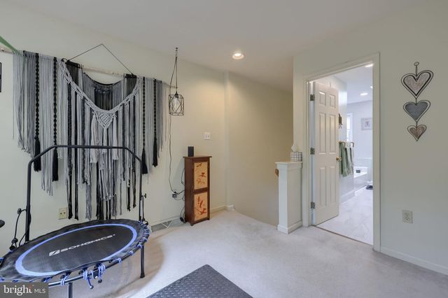 102 RIVER BEND PARK, Lancaster, PA 17602