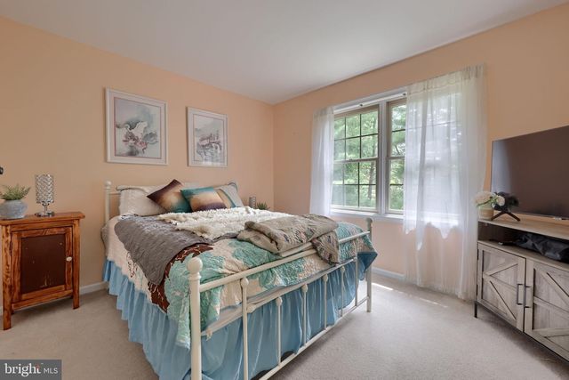102 RIVER BEND PARK, Lancaster, PA 17602