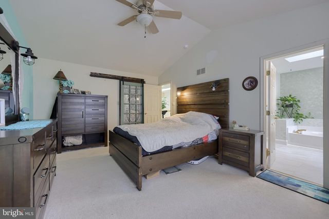 102 RIVER BEND PARK, Lancaster, PA 17602
