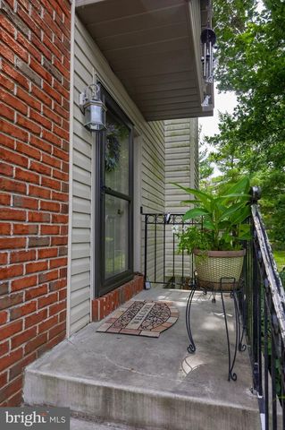 102 RIVER BEND PARK, Lancaster, PA 17602