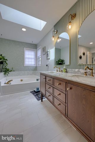 102 RIVER BEND PARK, Lancaster, PA 17602