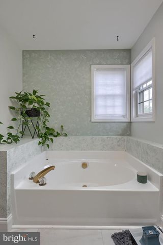 102 RIVER BEND PARK, Lancaster, PA 17602