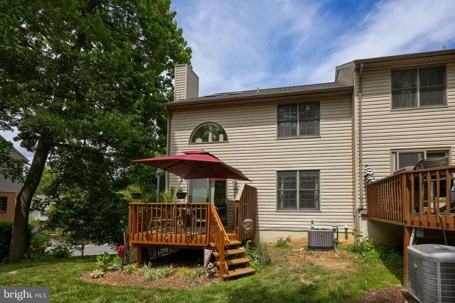 102 RIVER BEND PARK, Lancaster, PA 17602