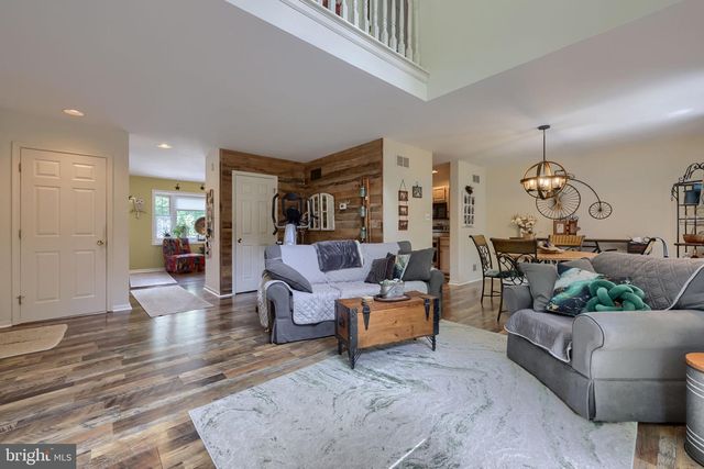 102 RIVER BEND PARK, Lancaster, PA 17602