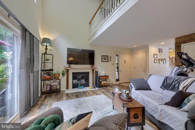 102 RIVER BEND PARK, Lancaster, PA 17602