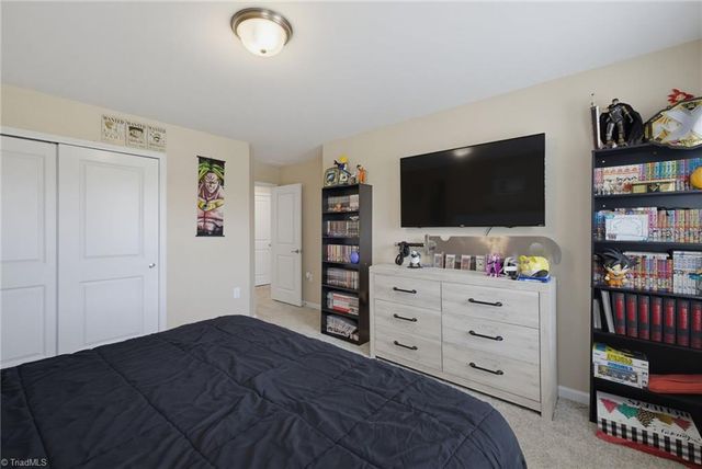 4210 Barrow Farm Road, Kernersville, NC 27284