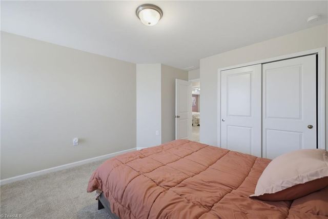4210 Barrow Farm Road, Kernersville, NC 27284