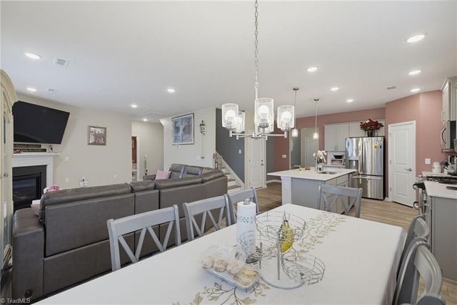 4210 Barrow Farm Road, Kernersville, NC 27284