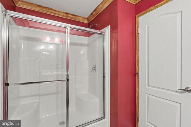 327 MOHR RD, Millersburg, PA 17061
