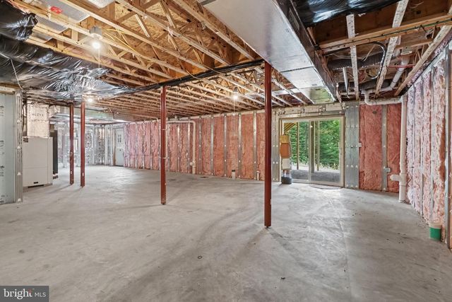 327 MOHR RD, Millersburg, PA 17061