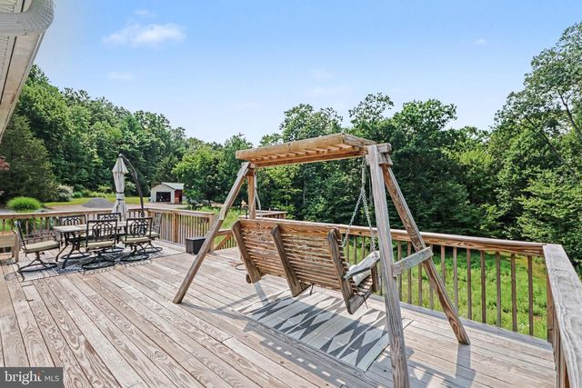 327 MOHR RD, Millersburg, PA 17061