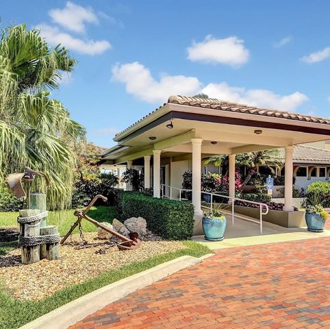240 Captains Walk 5120, Delray Beach, FL 33483