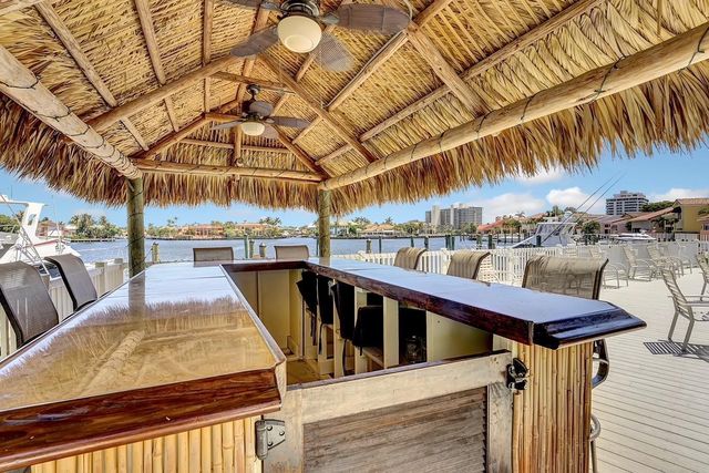 240 Captains Walk 5120, Delray Beach, FL 33483