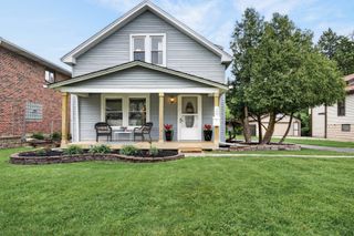 29 N Ahrens Avenue, Lombard, IL 60148