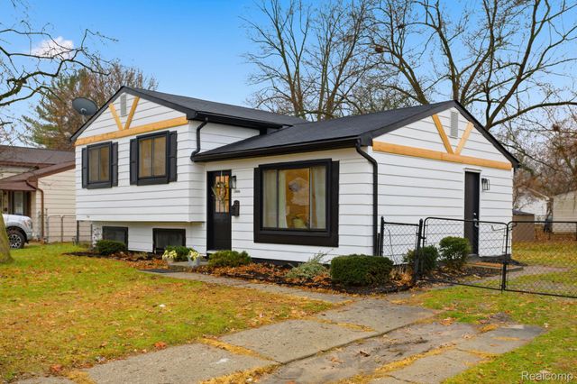 15486 Orchard Street, Romulus, MI 48174